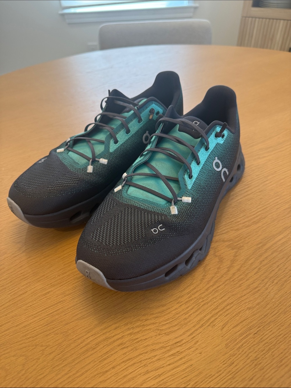 On Cloudtilt -  Dust/Midnight Size 11 - Picture 4 of 9